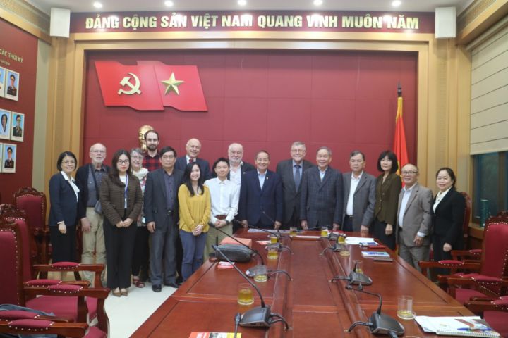 Hội Hữu nghị Bỉ - Việt thăm và làm việc với Trung ương Hội