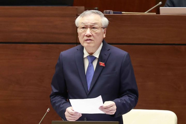 Đại biểu Quốc hội chất vấn nhiều vấn đề nóng trong việc xét xử của ngành Tòa án