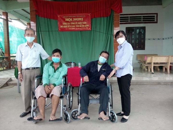 Hội tỉnh Long An tổ chức hội nghị củng cố Tổ xử lý rác thải hộ gia đình