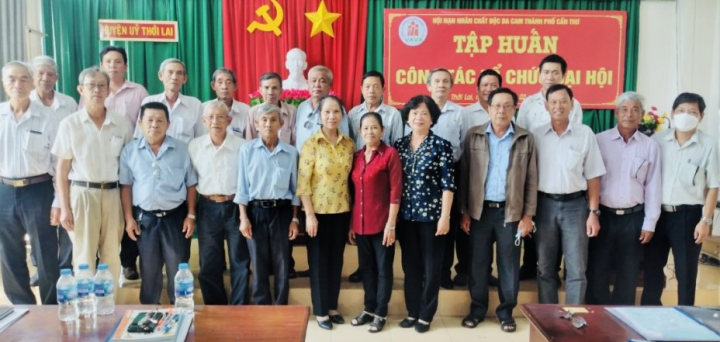 Thành hội Cần Thơ nhận Cờ thi đua năm 2021