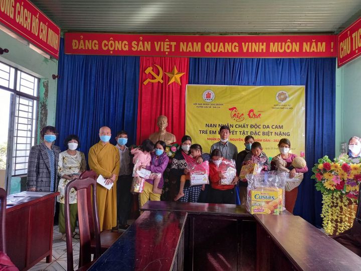 Chư Sê: Quyết tâm giữ vững vị trí lá cờ đầu trong phong trào thi đua “Vì nạn nhân chất độc da cam” năm 2022