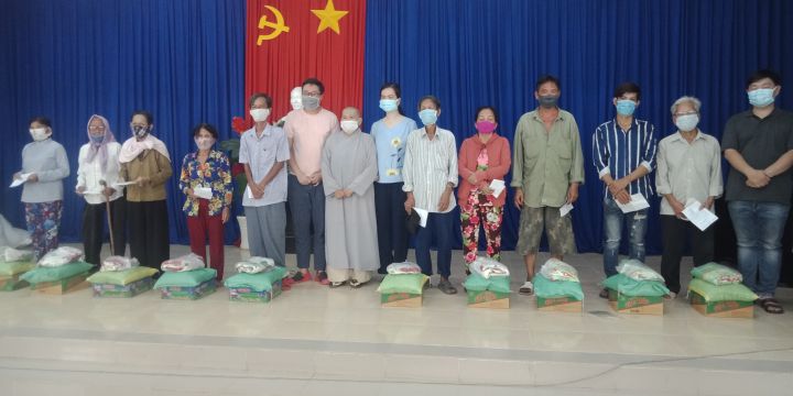 HỘI HUYỆN CẦN ĐƯỚC(LONG AN):  Đến với NNCĐDC  bằng cả tấm lòng