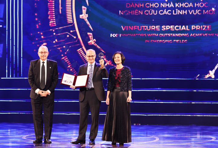 Vinh danh những công trình khoa học truyền cảm hứng phụng sự nhân loại