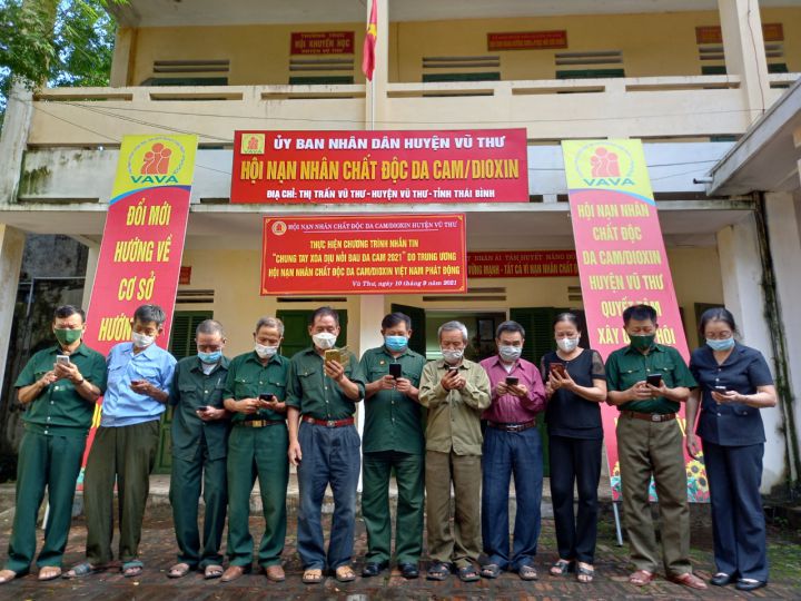 Hội huyện Vũ Thư vận động 100% nạn nhân nhắn tin "Xoa dịu nỗi đau da cam"