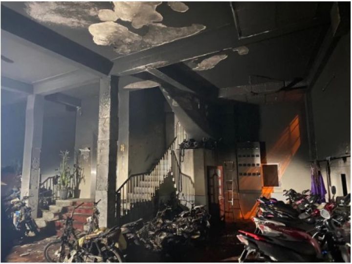 Vụ đốt nhà trọ ở Phú Đô: Nam thanh niên bỏng 35% phải thở máy, tiên lượng nặng