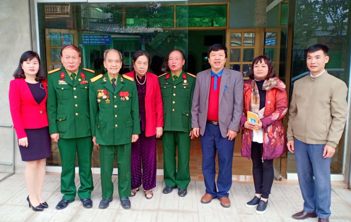 GẶP GỠ TÁC GIẢ "MỘT THỜI ĐỂ NHỚ".