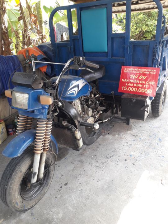 Hội thành phố Hội An trao vốn sinh kế cho hộ nạn nhân chất độc da cam