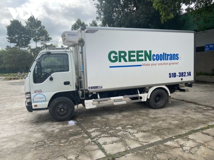 Bình Thuận hỗ trợ đưa 15 người "thông chốt" kiểm dịch bằng xe đông lạnh về quê