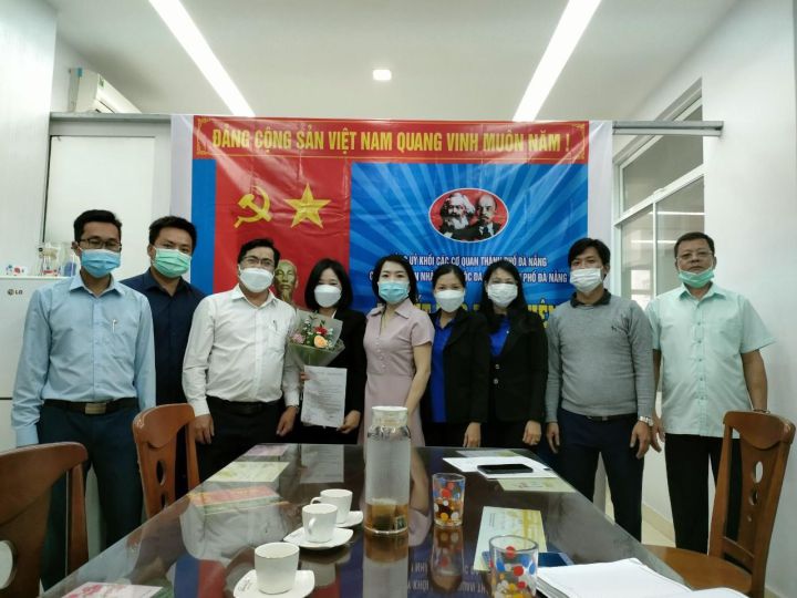 Chi bộ Hội Nạn nhân chất độc da cam/dioxin thành phố Đà Nẵng kết nạp Đảng viên mới