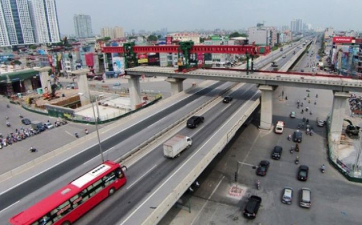 Phân luồng Vành đai 3 trên cao để thi công tuyến cáp quang