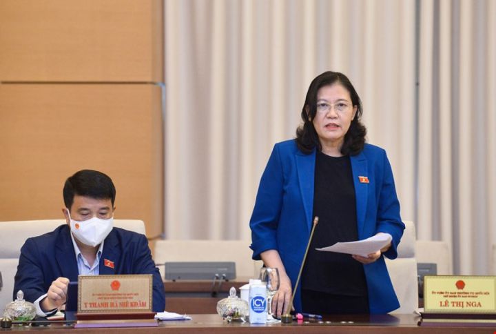 Chồng bạo lực gia đình bị cấm tiếp xúc với vợ, giữ khoảng cách 50m