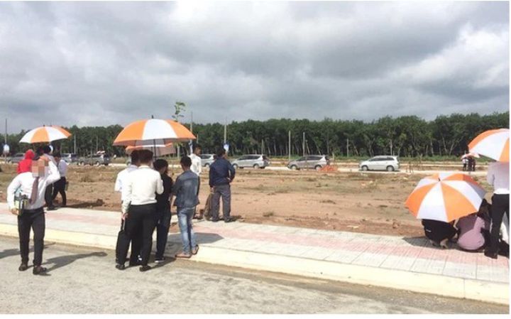 Siết mua bán nhà ‘hai giá’, thị trường bất động sản ảnh hưởng ra sao?