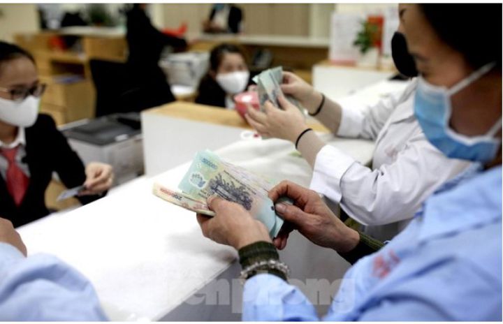 Thời điểm tăng lương tối thiểu: Chờ Chính phủ quyết định