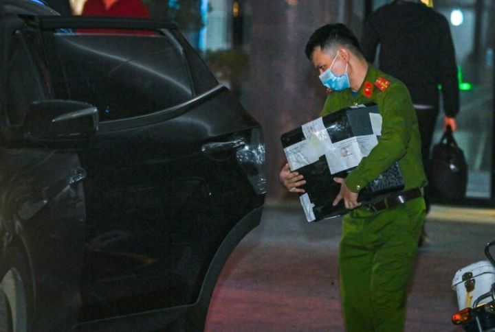 Bộ Công an tìm người bị hại mua hơn 60,1 triệu cổ phiếu họ FLC