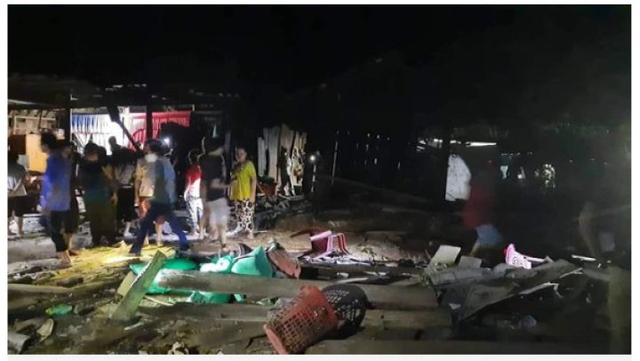 Kinh hoàng: Xe tải tông sập nhà dân, 3 người trong một gia đình tử vong tại chỗ