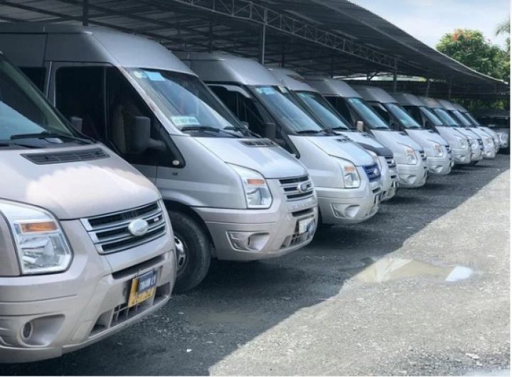 Đại gia du lịch phố cổ Hà Nội bị ngân hàng siết nợ cả dàn ô tô