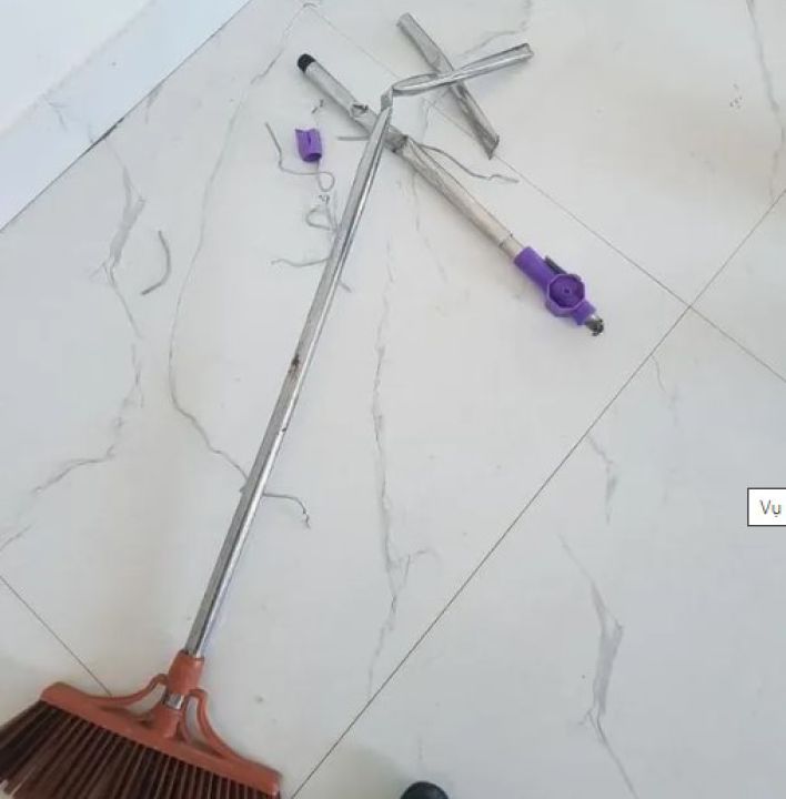 Vụ cháu bé 4 tuổi bị đánh bằng cán chổi, móc áo vì lười ăn: Tạm giữ dì ruột