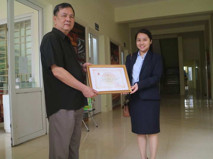 Công ty CP Acecook Việt Nam trao quà cho NNCĐDC