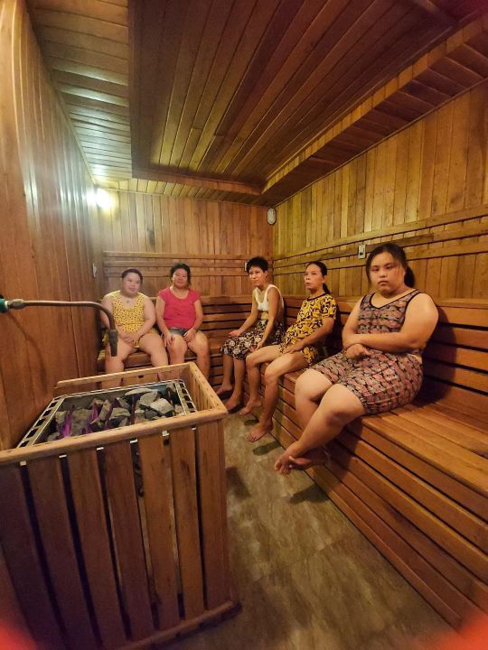 Đà Nẵng: Tổ chức xông hơi, giải độc cho nạn nhân chất độc da cam