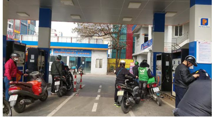 Giá xăng nguy cơ tăng vượt 30.000 đồng/lít