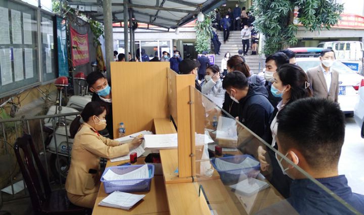 Từ ngày 21-5, công an xã ở Hà Nội được phân công nhiệm vụ đăng ký xe mô tô