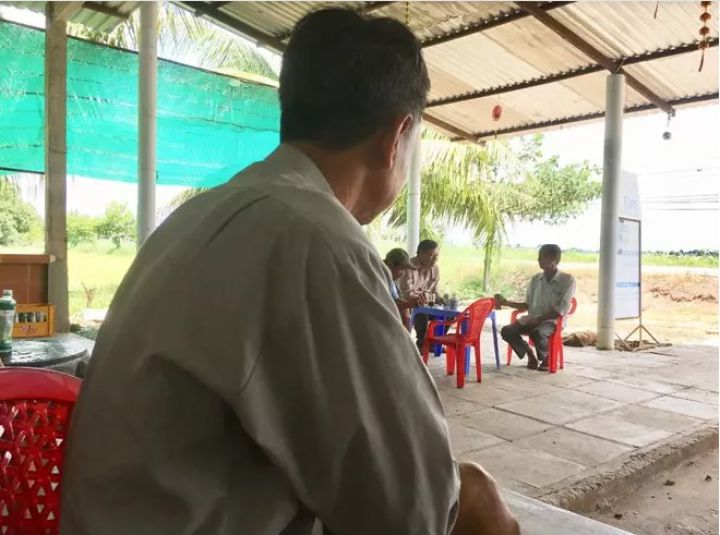 Anh cửu vạn trúng độc đắc 42 tờ vé số, xây biệt thự nghìn mét vuông và "nợ như chúa chổm"