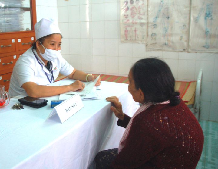 Kiện toàn tổ chức, nâng cao chất lượng hoạt động,  làm tốt công tác chăm sóc, giúp đỡ nạn nhân.