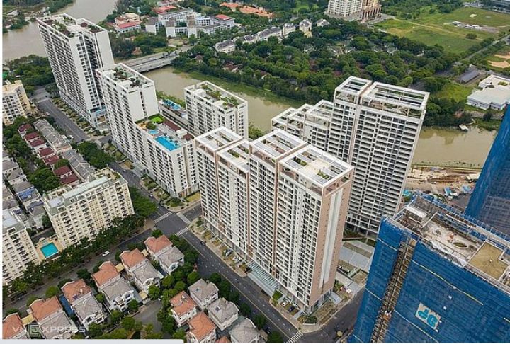 Hết hạn sử dụng chung cư 50 năm, người mua nhà có được bù tiền nếu phải di dời?