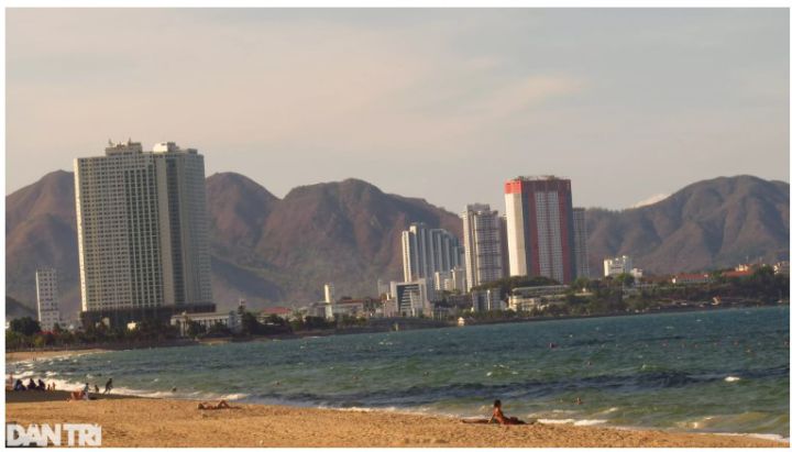 Tố bị "quỵt" cam kết lợi nhuận, chủ sở hữu condotel ồ ạt rao bán cắt lỗ