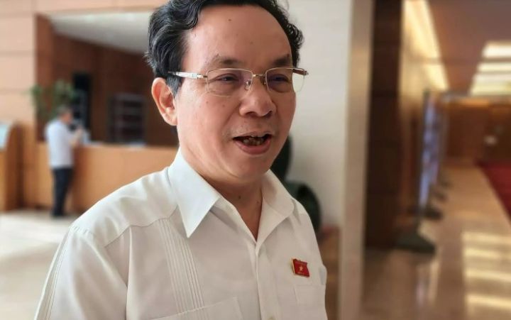 Mua kit test Việt Á giá đắt rồi nhận tiền hối lộ thì không thể nói oan