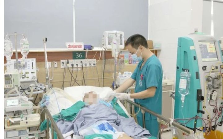 Ăn bánh trôi ngô, 1 bé tử vong, 4 người nguy kịch