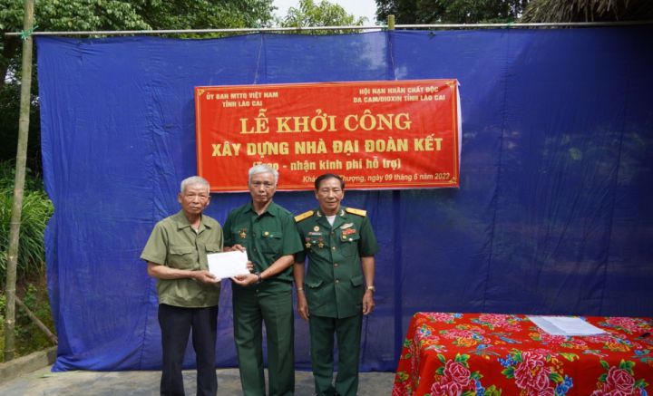 Lào Cai: Hỗ trợ xây nhà cho gia đình NNCĐDC Hà Trọng Quyết