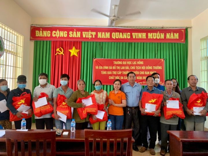 Hội tỉnh Đồng Nai trao trợ cấp thường xuyên cho nạn nhân chất độc da cam