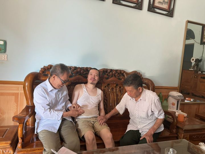 Dưới bầu trời 