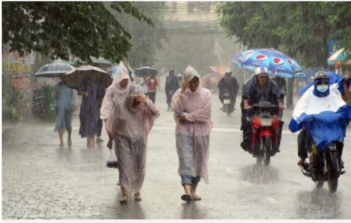 Bắc Bộ và Thanh Hóa mưa to, miền Trung nhiều nơi nắng nóng