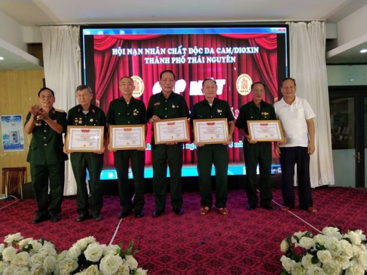 Hội thành phố Thái Nguyên biểu dương tập thể, cá nhân hội viên tiêu biểu năm 2022