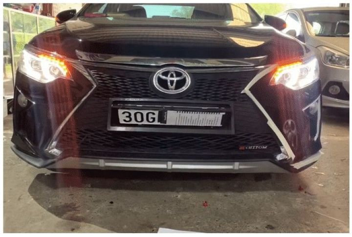 Đề xuất phạt nặng kèm tước bằng, giữ xe với hành vi che, dán biển số