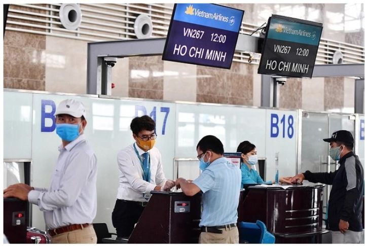 Vé máy bay dịp 2/9 đắt hơn ngày thường cả triệu đồng