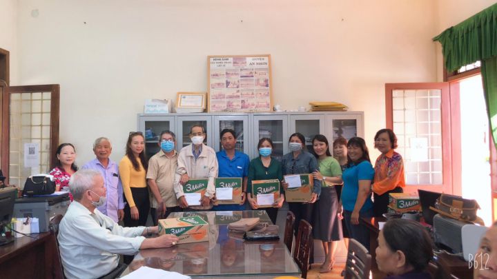 Bình Định tặng quà dịp kỷ niệm 61 năm Thảm họa da cam ở Việt Nam