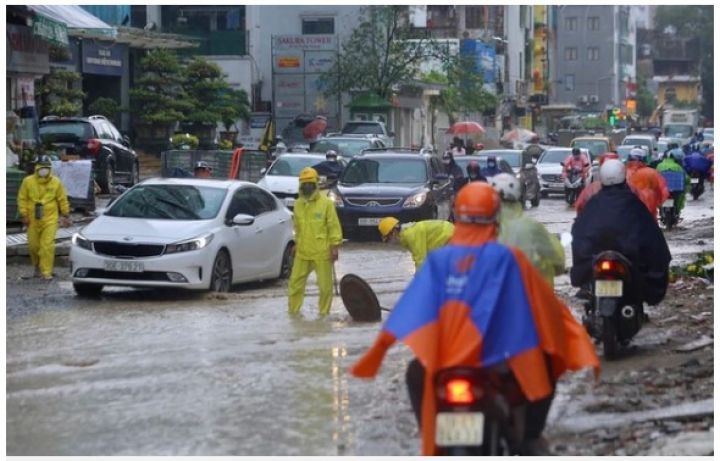 Lấy ý kiến tặng huân chương Công ty thoát nước: Xem xét việc cựu Tổng giám đốc bị đi tù