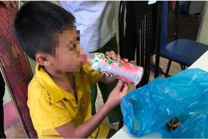 Bé trai 9 tuổi đi bộ 20km để tìm mẹ