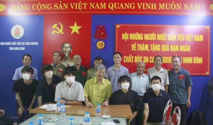 HỘI NHỮNG NGƯỜI NHẬT BẢN YÊU VIỆT NAM: 11 năm đồng hành cùng nạn nhân chất độc da cam tại Ninh Bình