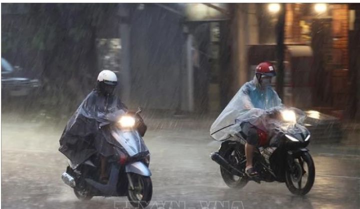 Biển Đông chuẩn bị đón bão số 4, nhiều vùng có mưa lớn