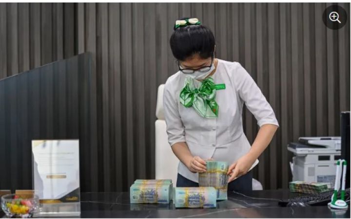 Ngân hàng Nhà nước tăng lãi suất tác động thế nào tới nền kinh tế