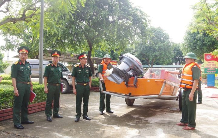 Kiểm tra công tác phòng chống bão số 4 (bão Noru)