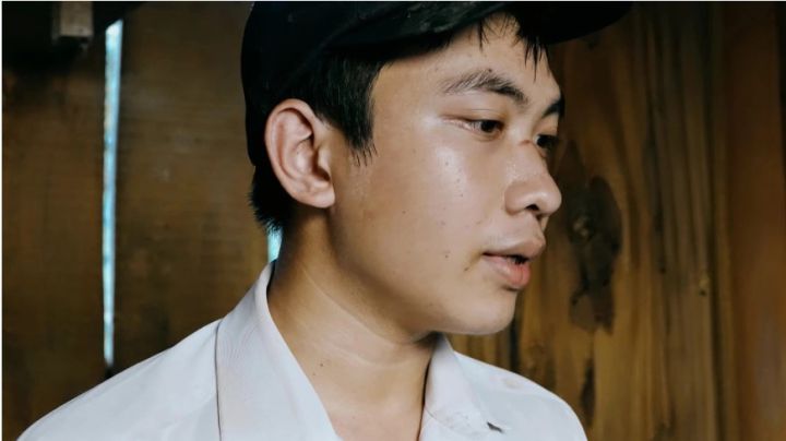 Cậu bé mồ côi một mình chạy lũ ở Kỳ Sơn