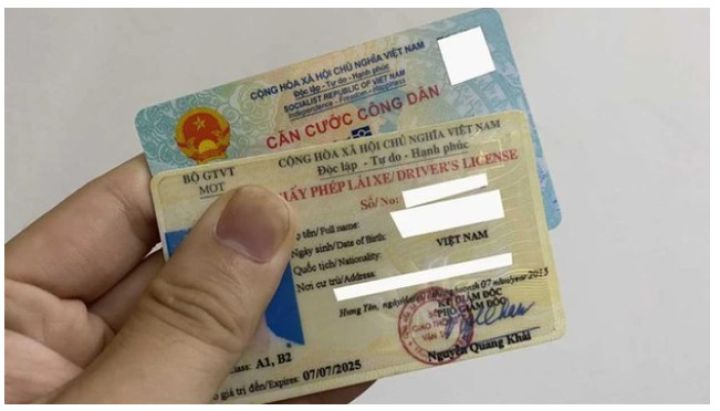 Mang CCCD gắn chip thay GPLX khi tham gia giao thông có bị phạt hay không?
