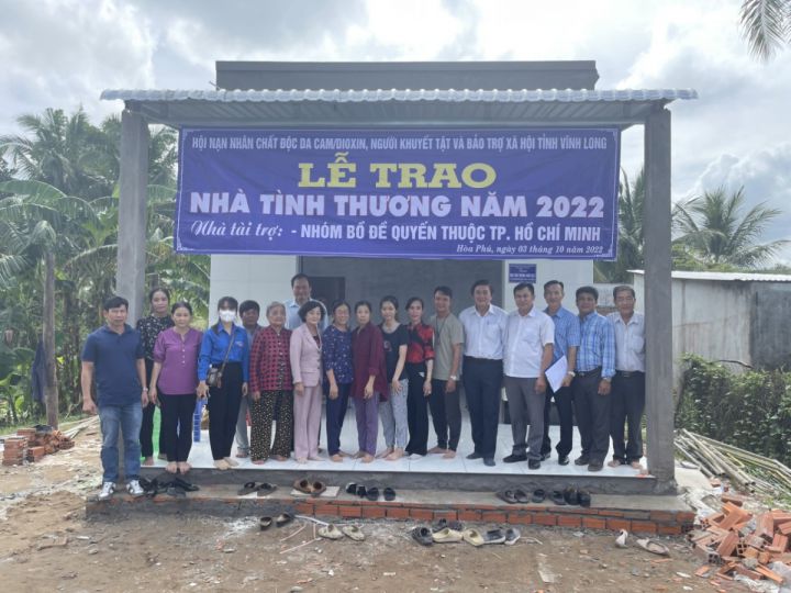 Hội tỉnh Vĩnh Long tặng NHÀ TÌNH THƯƠNG