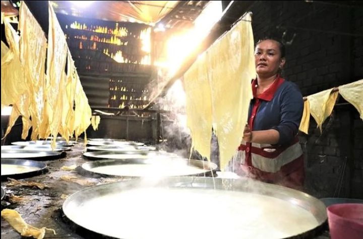 Nghề tàu hũ ky nuôi sống cả làng