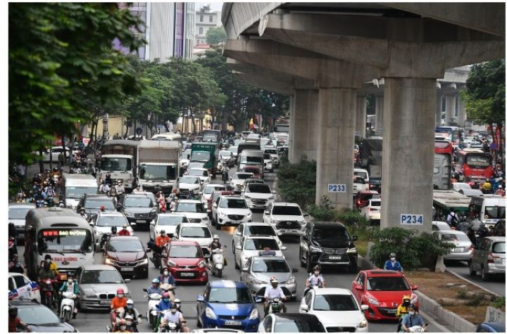 Hà Nội có giảm ùn tắc khi thu phí ôtô vào nội đô